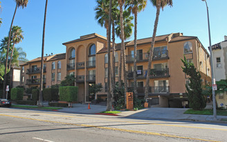 Building Photo - Hollywood Villa Apartments