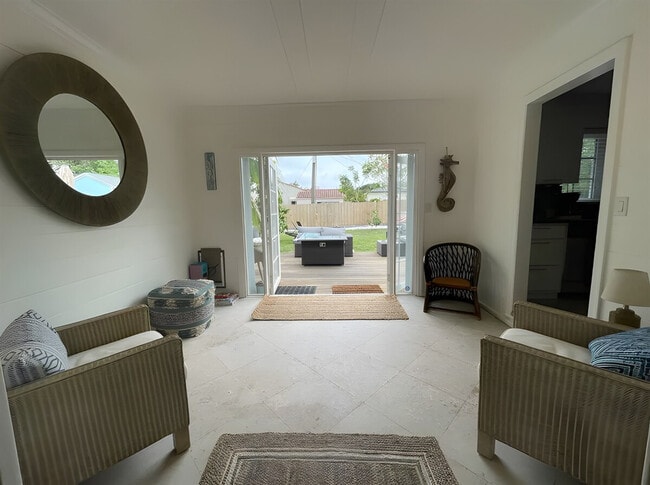 Building Photo - 430 45th St