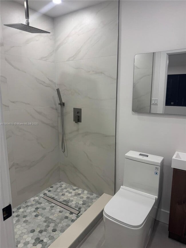 Building Photo - 9410 SW 55th St