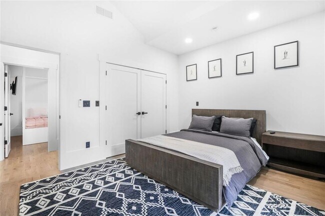 Building Photo - 507 Karen Ln