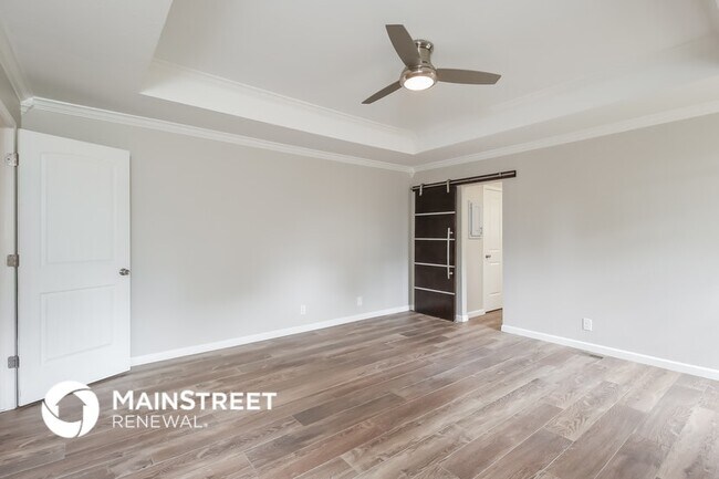 Building Photo - 400 Julie's Trail Cir