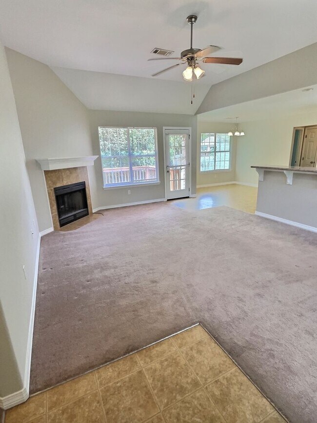 Building Photo - 3/2 home in the Audubon Lake Subdivision in Gulfport, MS