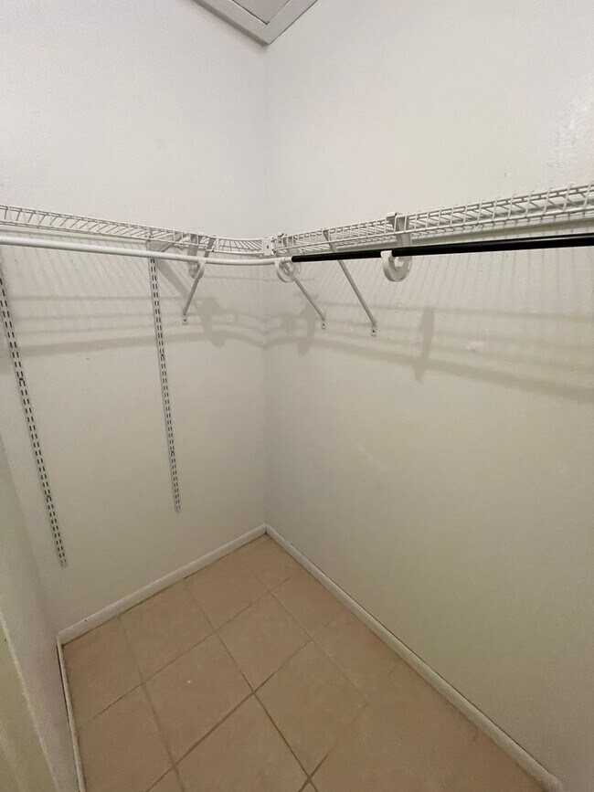 Building Photo - Townhome in Ormond Beach