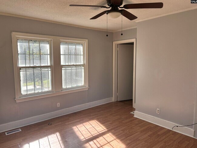 Building Photo - 804 Columbia College Dr