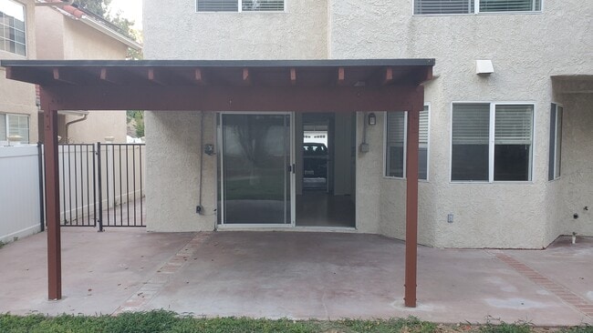 Building Photo - 26721 Linnet Ct