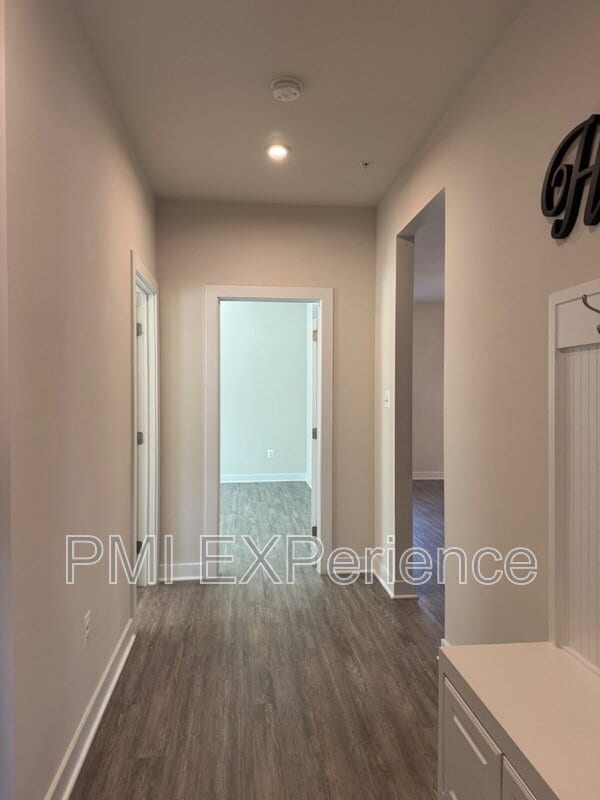 Building Photo - 2609 Skeeter Ct