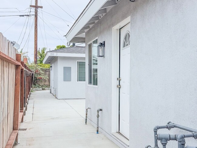 Building Photo - Brand New Modern 2-Bedroom ADU in Oxnard, CA