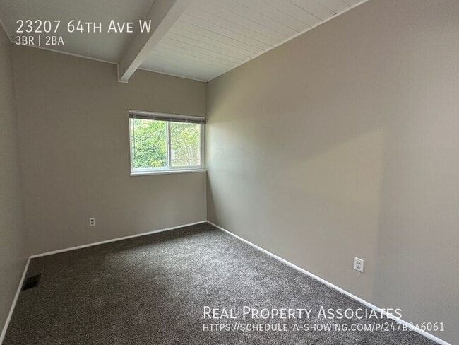 Building Photo - 23207 64th Ave W