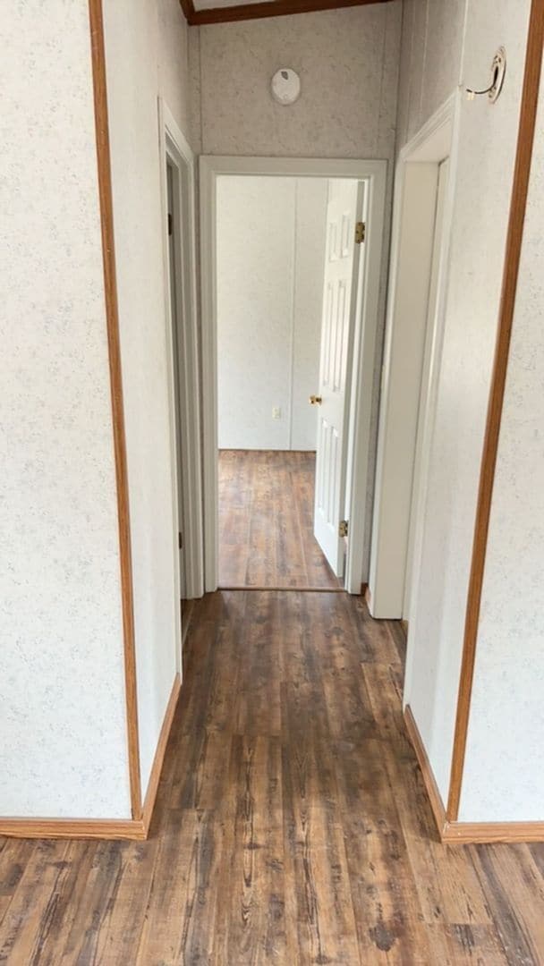 Building Photo - 502 Wagon Wheel Rd