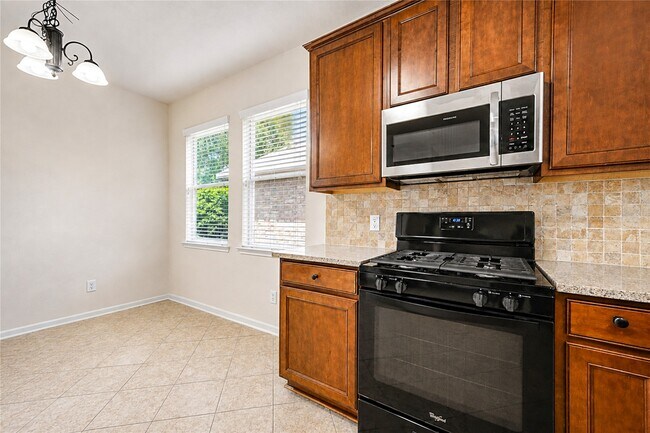Building Photo - 7419 Sabinal Creek Dr