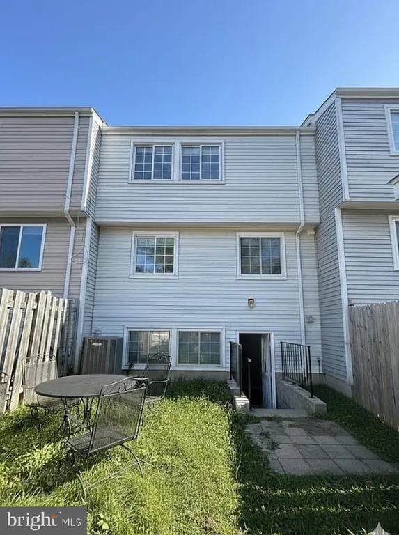 Building Photo - 7004 Hames Ct