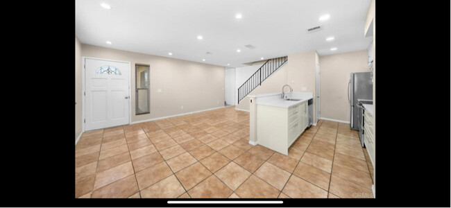 Building Photo - 9856 Buena Vista Ave
