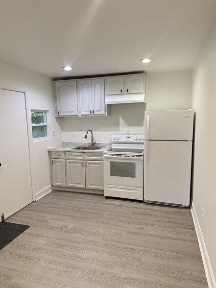Primary Photo - 2315 Carroll Pl