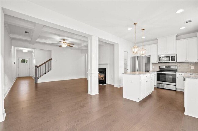 Building Photo - 124 Auburn Wds Dr