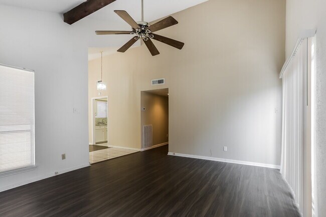 Building Photo - 11807 Gatlinburg Dr