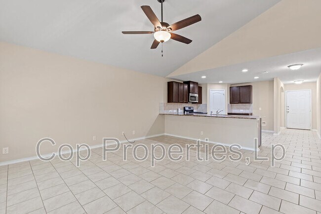 Building Photo - 12110 Kruth Pt