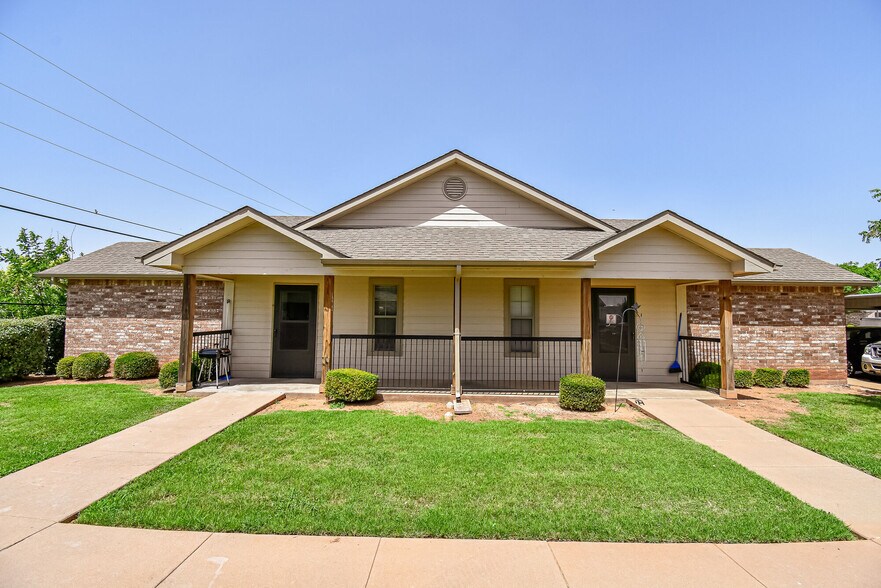 Primary Photo - Parkstone Crossroads