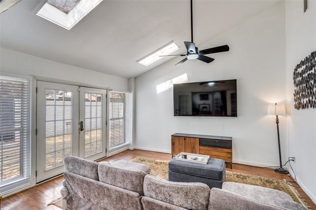 Building Photo - 15642 Overmead Cir