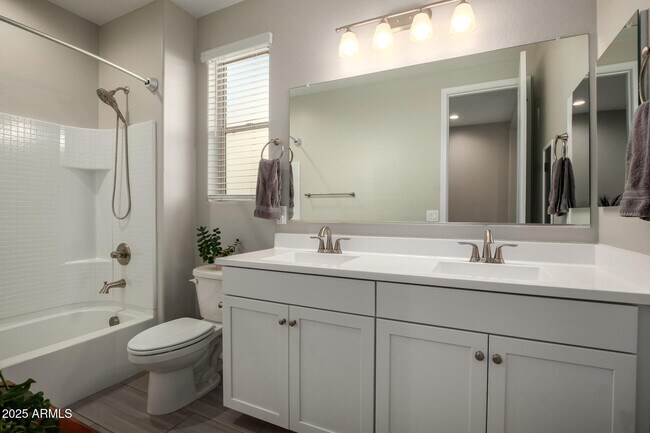 Building Photo - 18345 W Ipswitch Wy