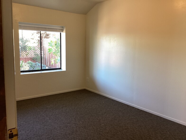 Downstairs bedroom #1 - 681 37th Ave