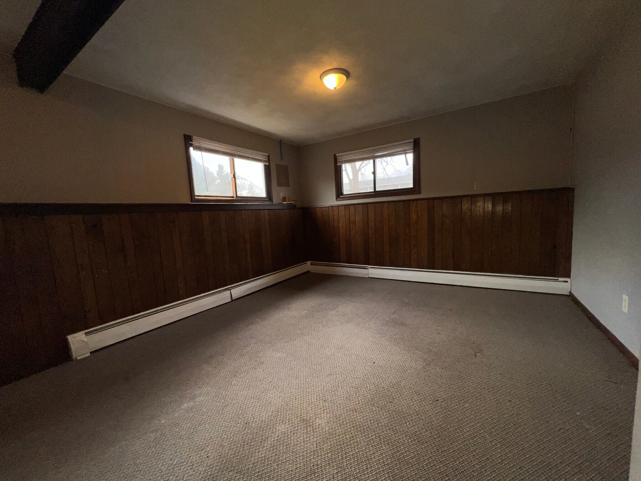 Bonus/family Room - 5415 Schmutzler St