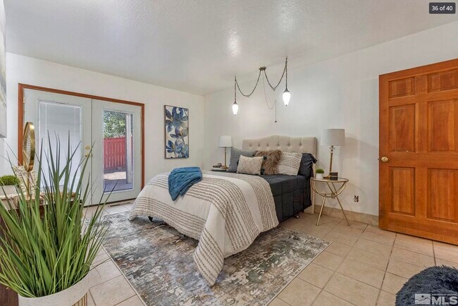 Building Photo - 225 Hunter Lake Dr