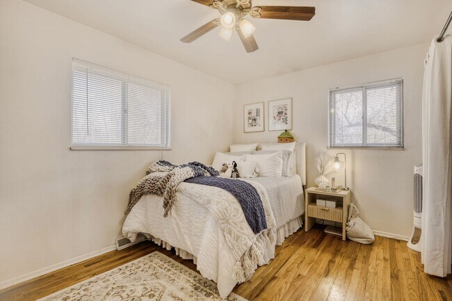 Building Photo - Spacious Cul-de-Sac Home Near CSU