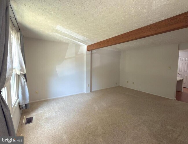 Building Photo - 5519 Inverness Woods Ct