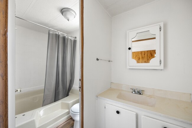 Building Photo - 820 Beefway Ranch Ct
