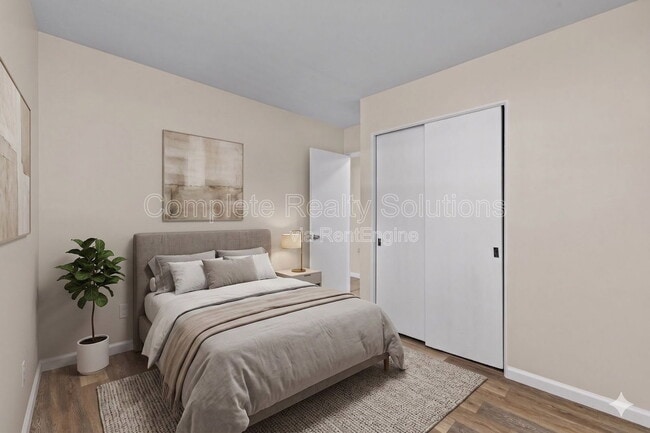 Building Photo - 62 Capitol Hill Dr