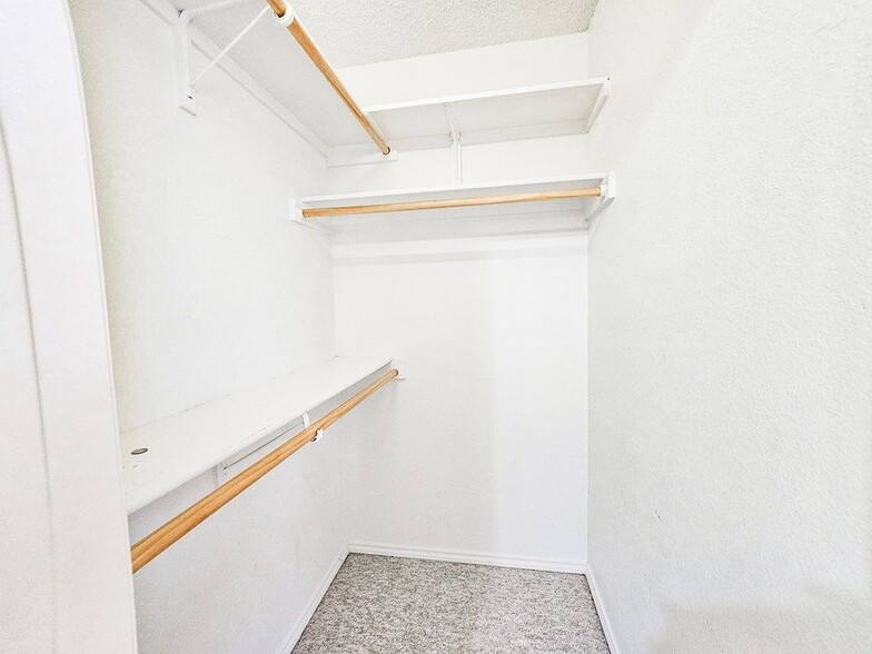 Building Photo - 4801 Whitman Dr