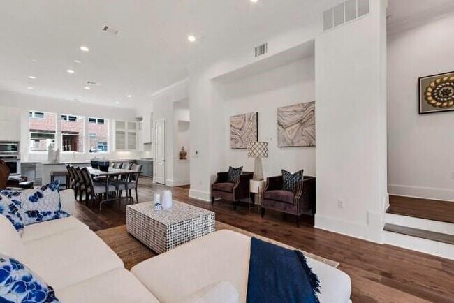 Building Photo - 1312 Tinnin Ford Rd