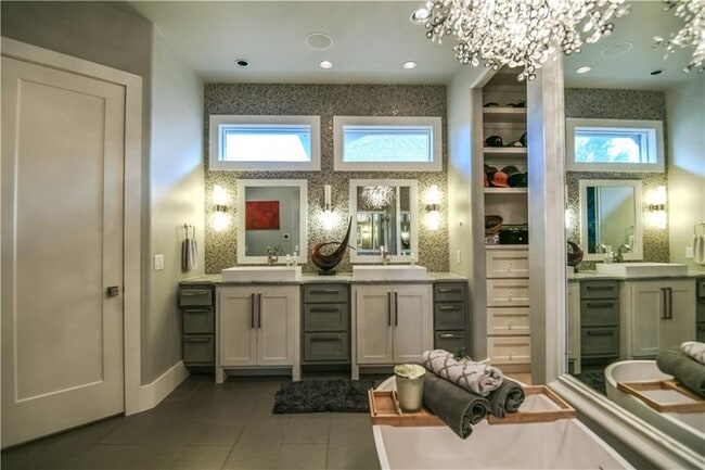 Building Photo - 13220 Rock Canyon Rd