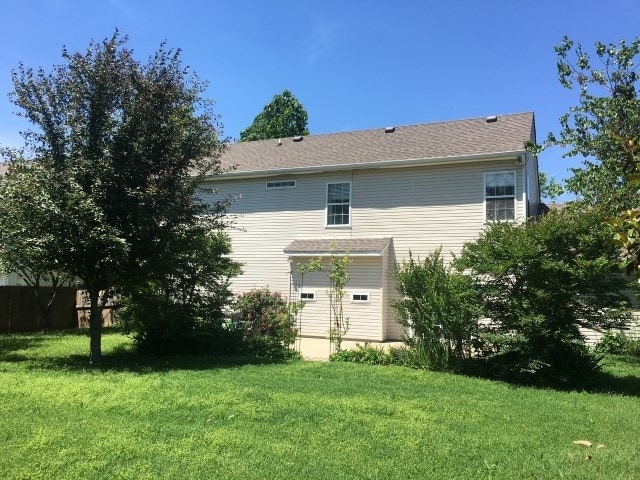 Building Photo - 2120 Loudenslager Dr
