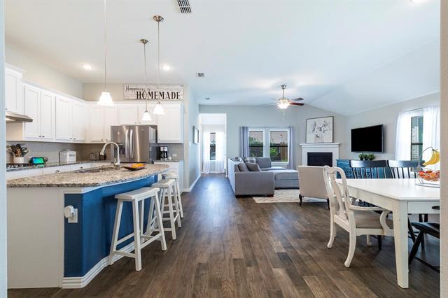 Building Photo - 4507 Cypress Dr