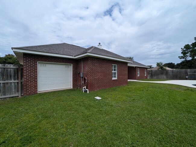 Building Photo - 1920 Morella St