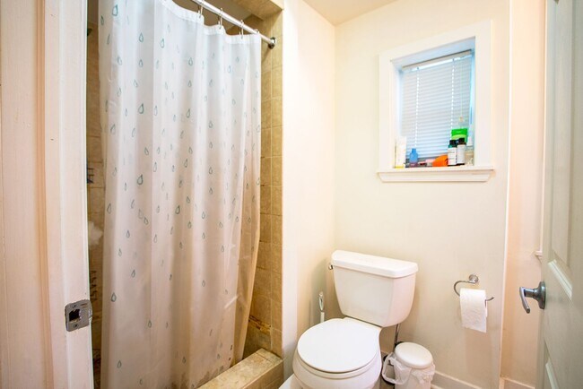 Building Photo - 1431 Lombard St