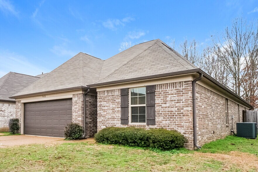 Building Photo - 9450 Eckley Pl