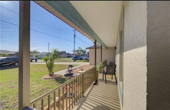 Building Photo - 836 Woodridge Cir