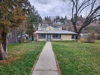 Building Photo - 350 SW State St