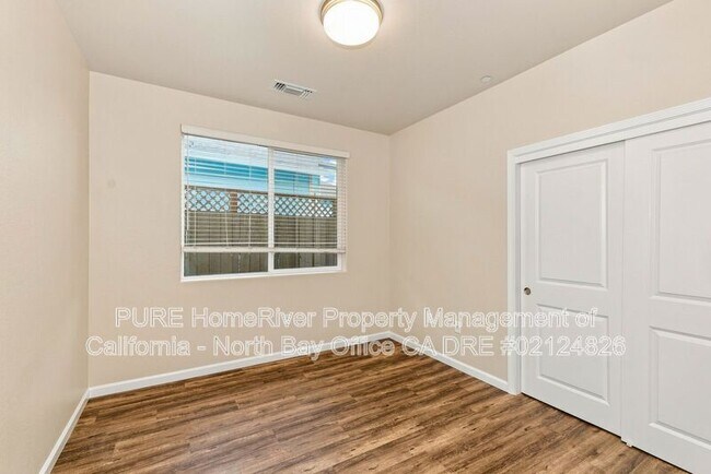 Building Photo - 1665 Hopper Ave