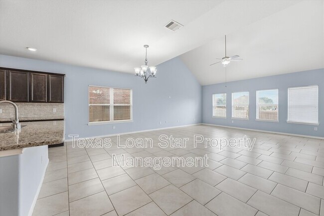 Building Photo - 719 Longstreet Dr