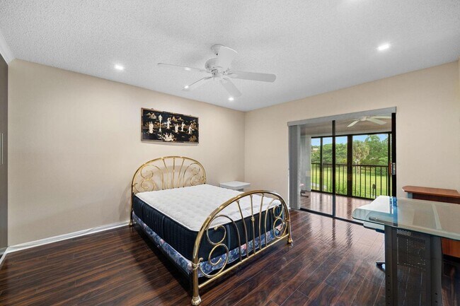 Building Photo - 21669 Tall Palm Cir
