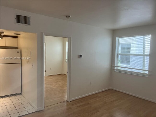 Building Photo - 1550 Drexel Ave