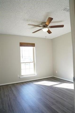 Building Photo - 6537 Meadowview Ln