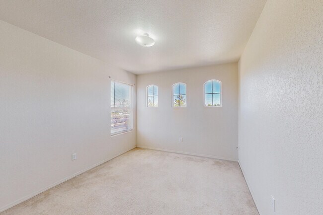 Building Photo - 6568 Los Pueblos Pl NW