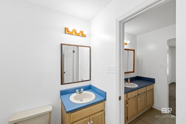 Building Photo - 2776 Santa Rosa Cir
