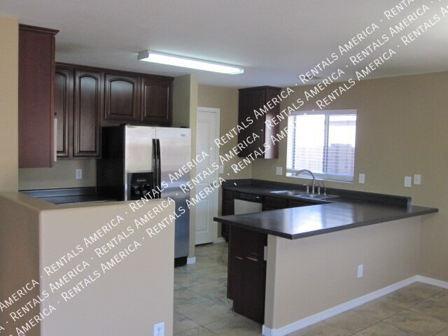 Building Photo - 12047 W Dos Rios Dr
