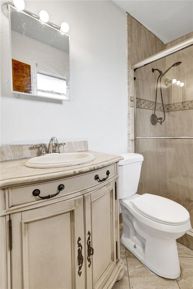 Building Photo - 5551 SW 57th St