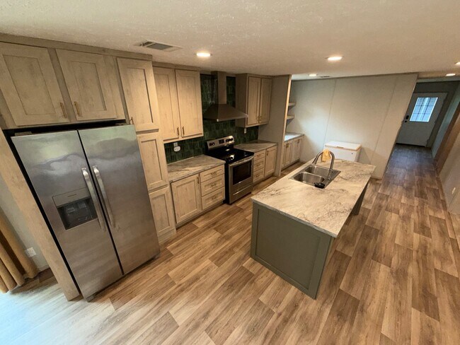 Building Photo - 1101 Old Dixie Hwy N